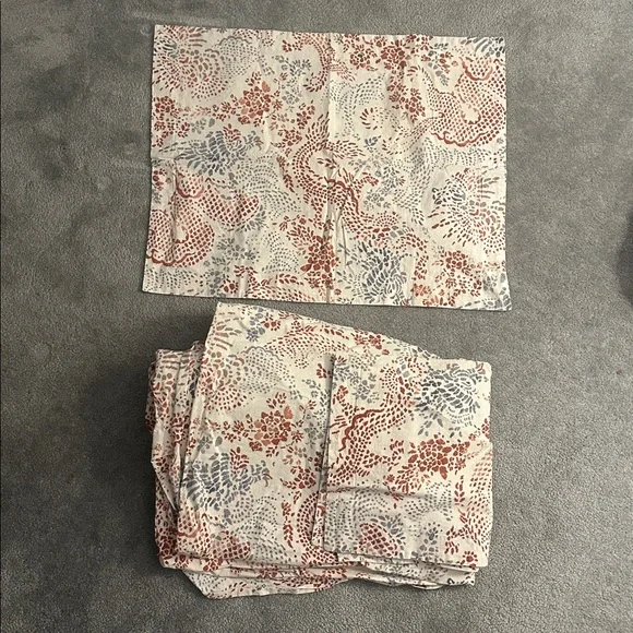 Abstract Dragon Print Duvet Cover Set - Picture 2 of 4